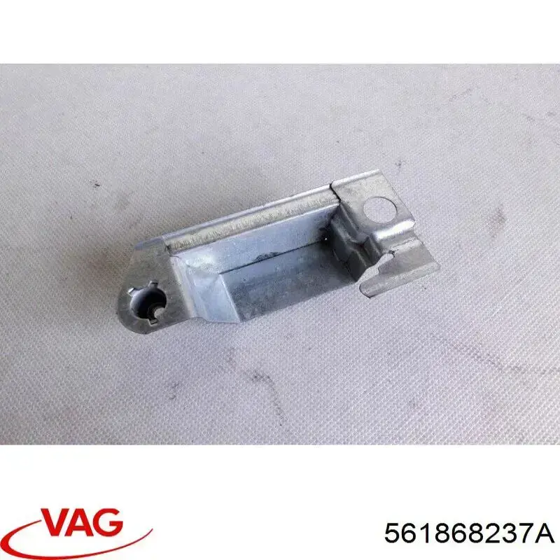 Купить 561868237A VAG Обшивка стойки кузова внутренняя передняя левая