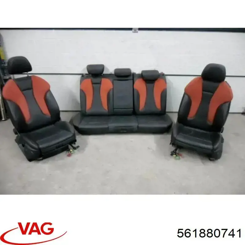 Шторка боковая, левая 561880741E VAG