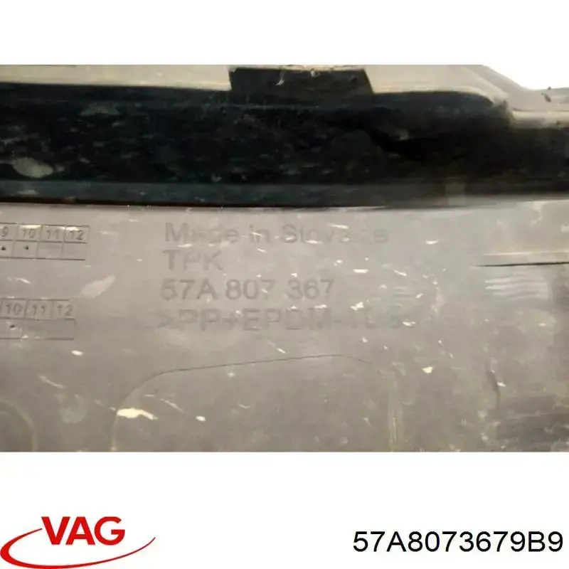 Купить 57A8073679B9 VAG Противотуманная фара - вставка левая
