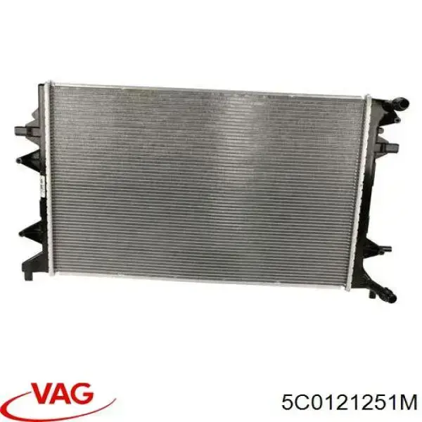 Радиатор охлаждения двигателя VAG 5C0121251M