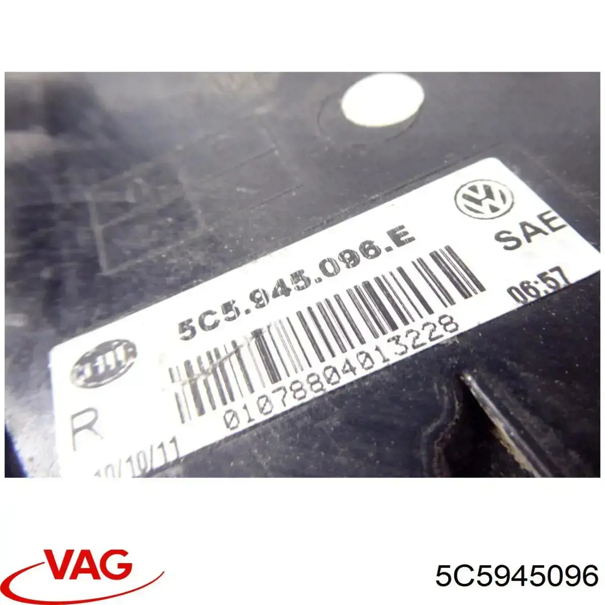Фонарь задний правый VAG 5C5945096 цена, от 97.13 USD