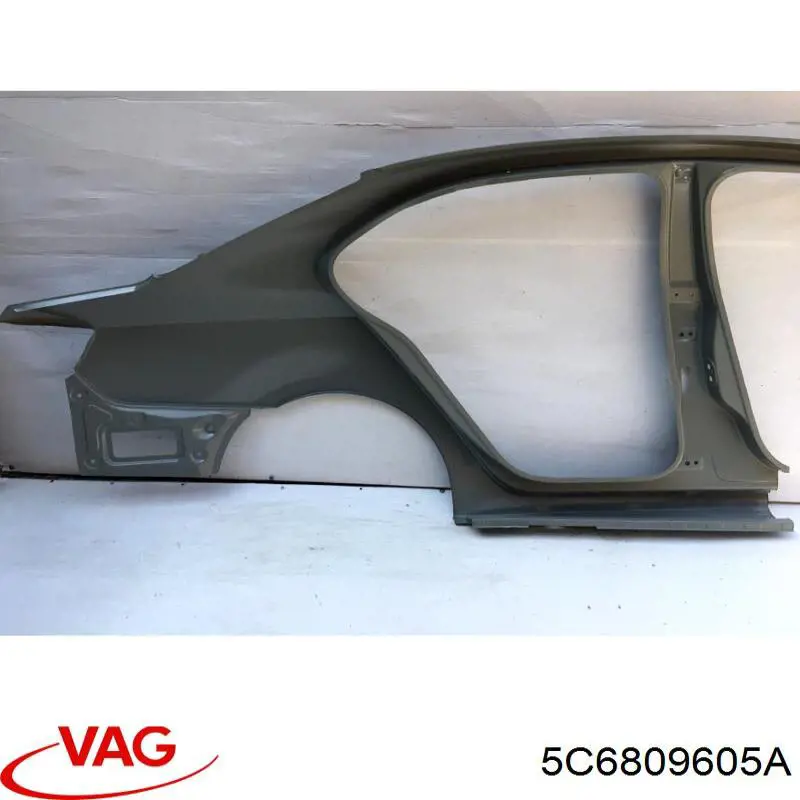 Боковина кузова левая 5C6809605 VAG