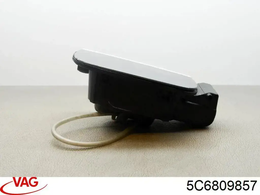  VAG 5C6809857 цена, от 47.10 USD