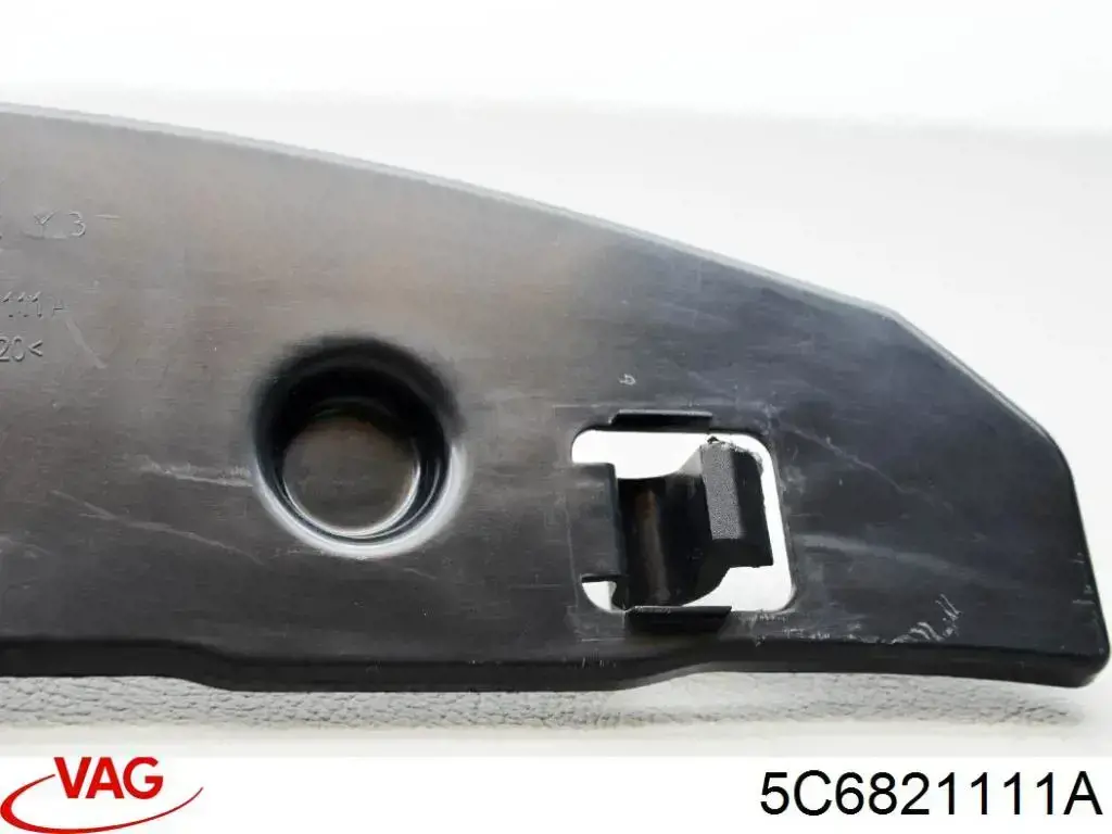 5C6821111A VAG Уплотнитель крыла