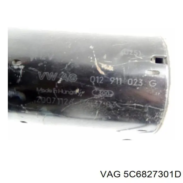 Петля крышки багажника 5C6827301D VAG