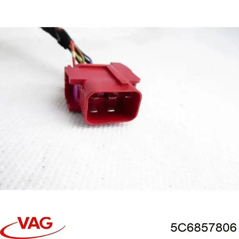 5C6857806 VAG Ремень безопасности задний правый