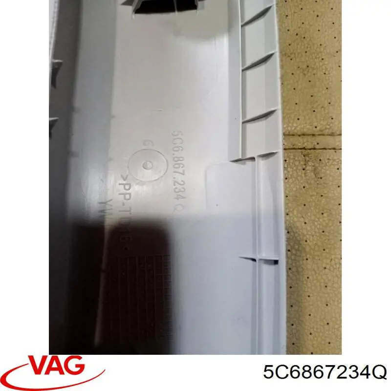 5C6867234Q VAG Обшивка стойки кузова внутренняя передняя правая
