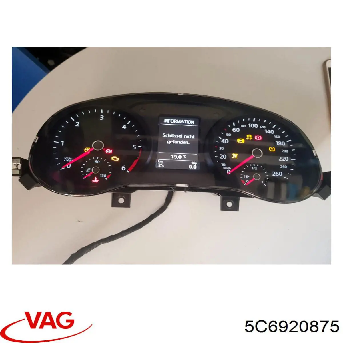 Панель приборов 5C6920875 VAG