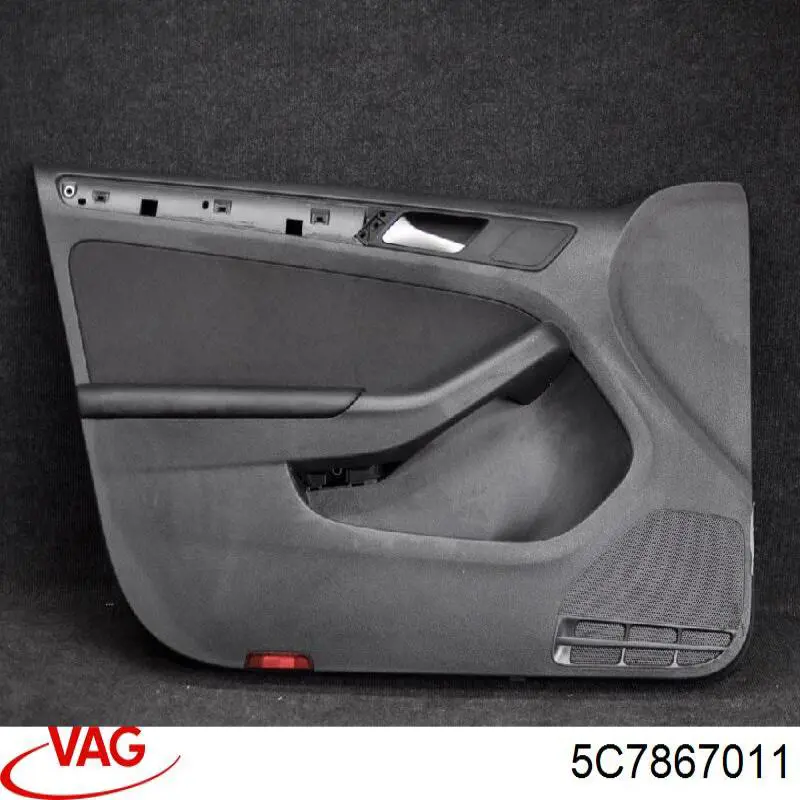 Обшивка (облицовка) внутренняя двери передней левой VAG 5C7867011