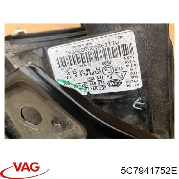 Правая фара 5C7941752C VAG