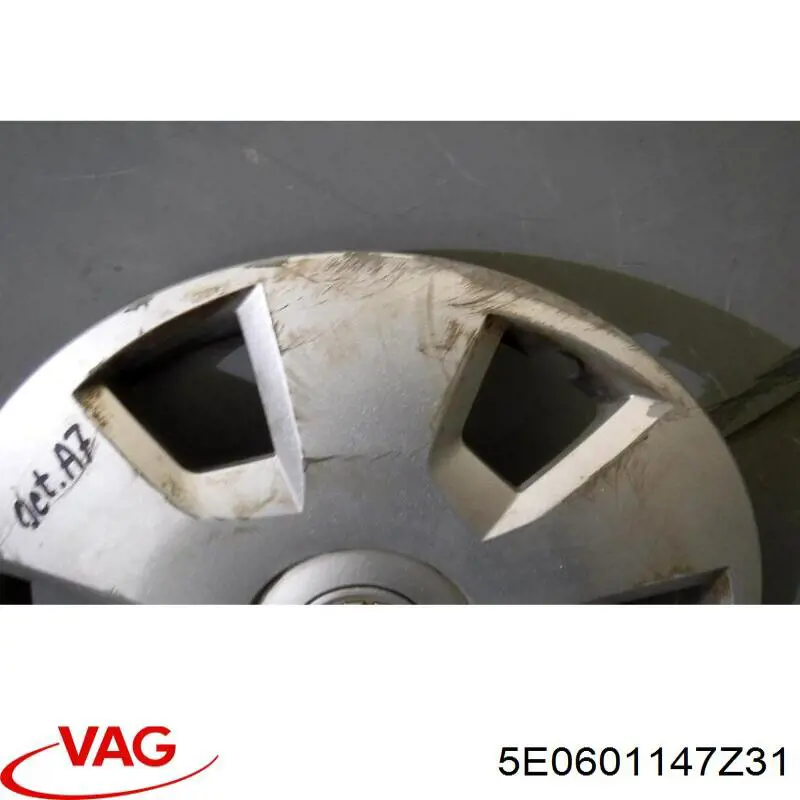 Купить 5E0601147Z31 VAG Колпаки