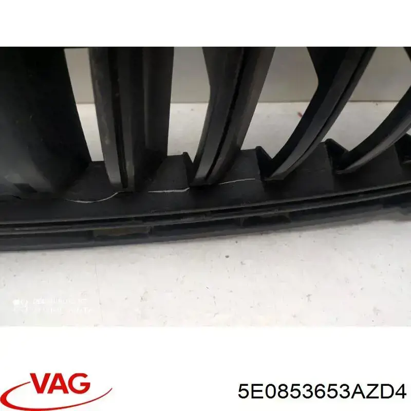 Облицовка радиатора VAG 5E0853653AZD4 цена, от 52.06 USD