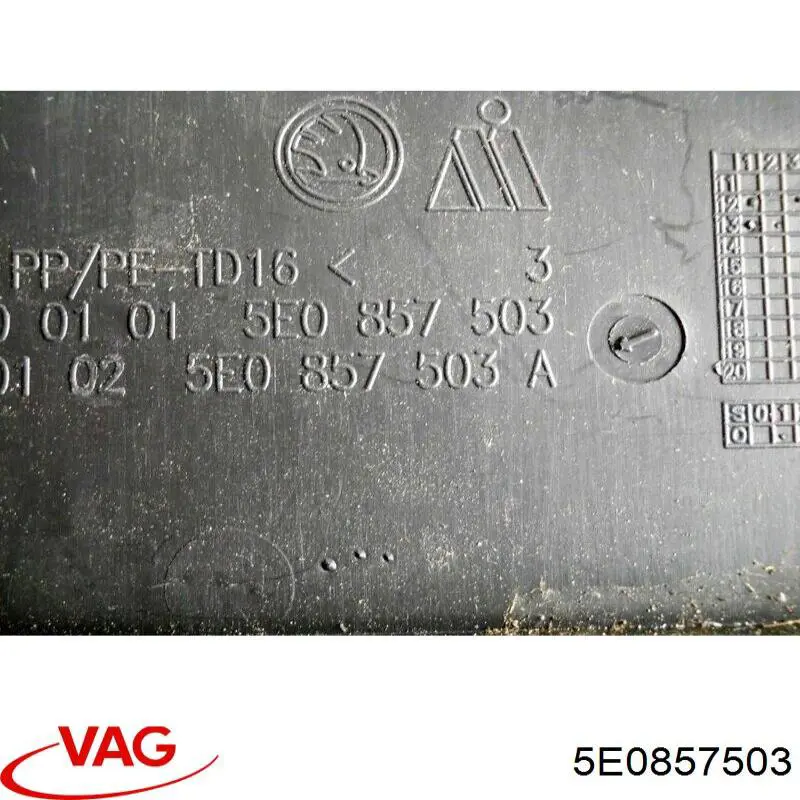 Купить 5E0857503 VAG Крышка боковая панели "торпедо", левая