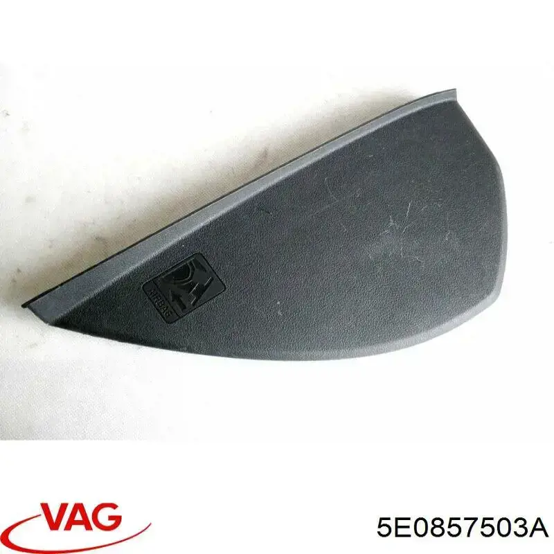 Крышка боковая панели "торпедо", левая VAG 5E0857503A цена, от 3.39 USD