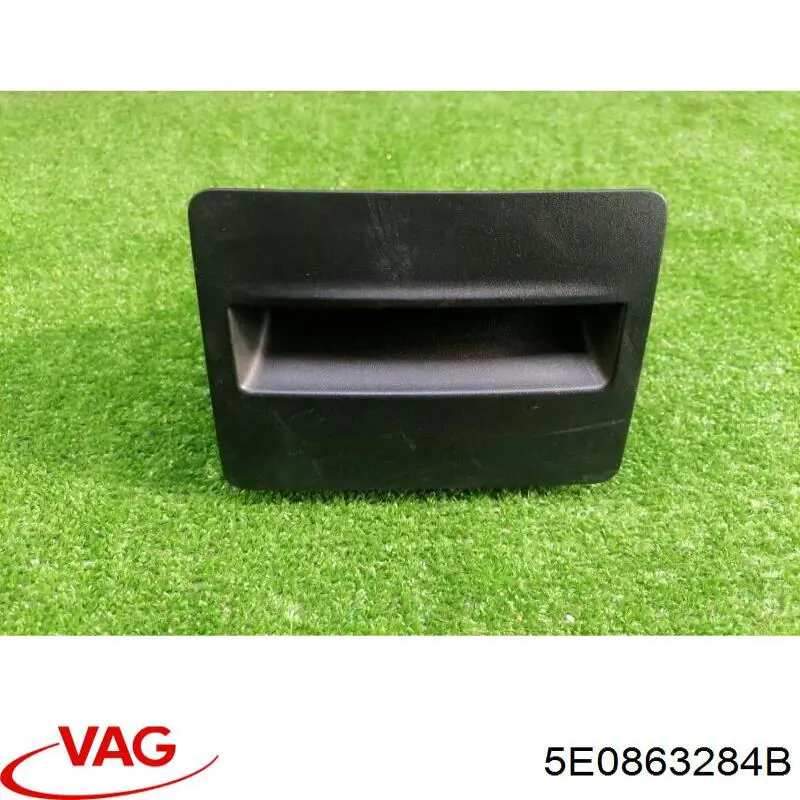 Пепельница центральной консоли VAG 5E0863284B9B9 цена, от 21.36 USD