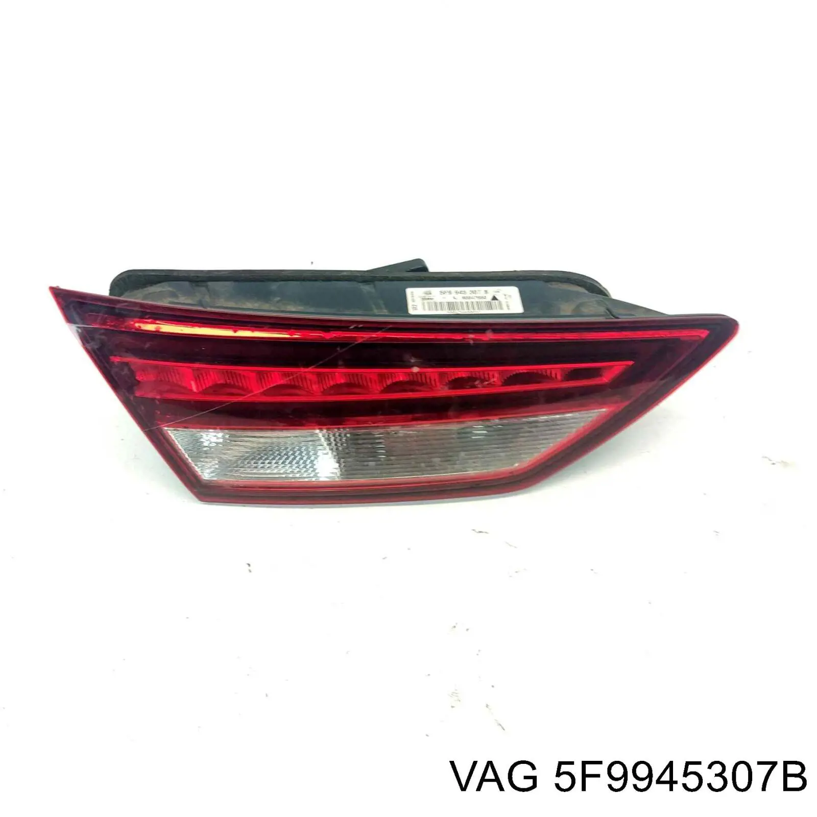 Задняя левая фара VAG 5F9945307B цена, от 13.71 USD