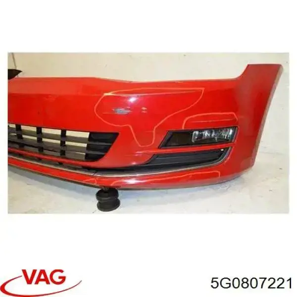  Передний бампер Volkswagen Golf 