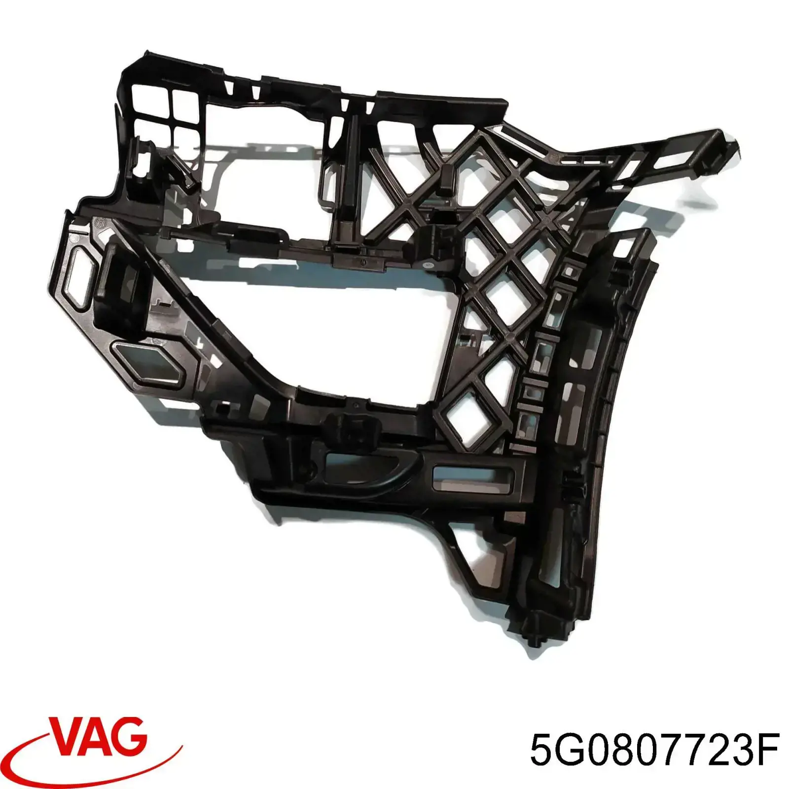 Кронштейн крепления бампера переднего левый FPS FP7450921 цена, от 13.31 USD