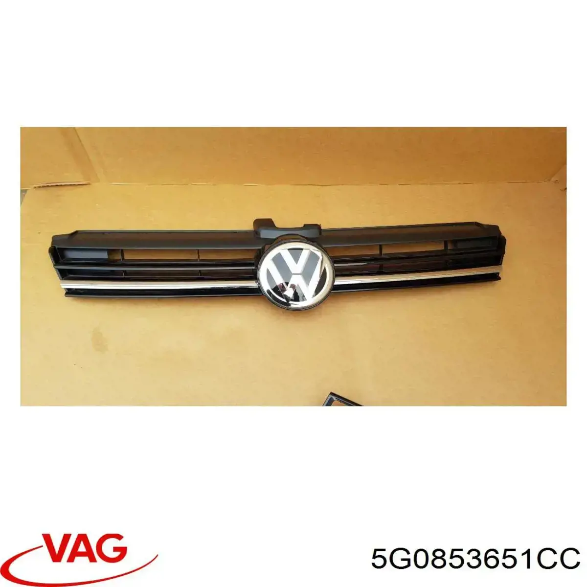 Купить 5G0853651CC VAG Решетка радиатора