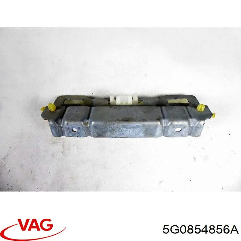 Брызговик задний правый VAG 5G0854856A цена, от 8.87 USD