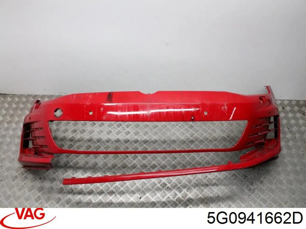 Фара противотуманная, правая VAG 5G0941662D цена, от 39.37 USD
