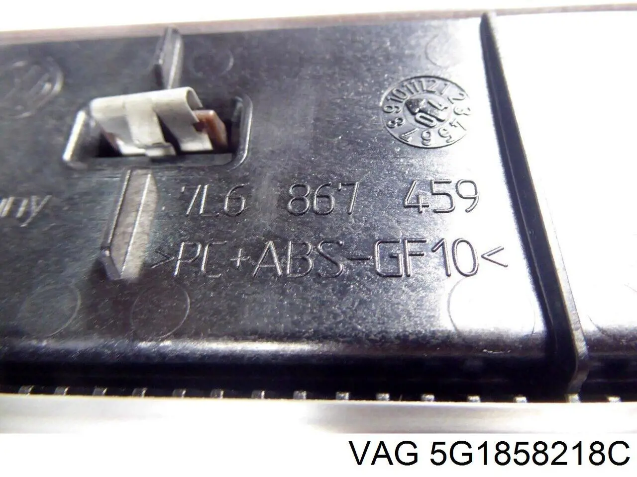 5G1858218C VAG