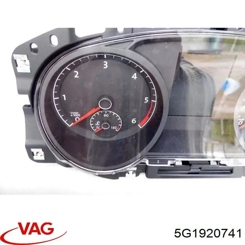 Приборная доска VAG 5G1920741