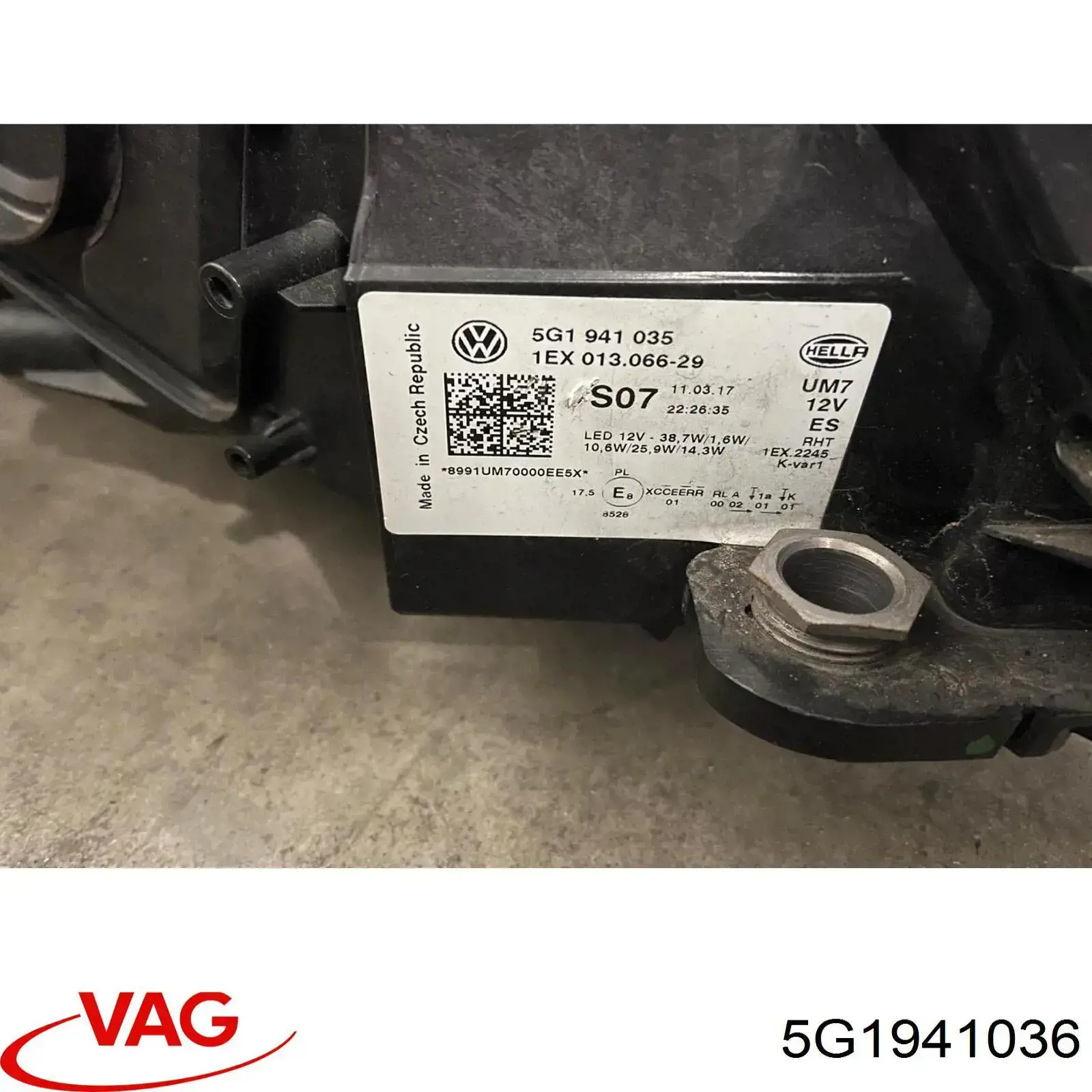 Правая блок фара HELLA 1EX013924301 цена, от 510.47 USD