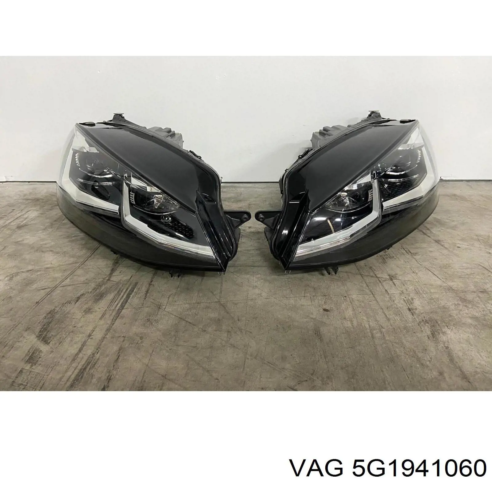 Правая блок фара VAG 5G1941060 цена, от 1292.24 USD