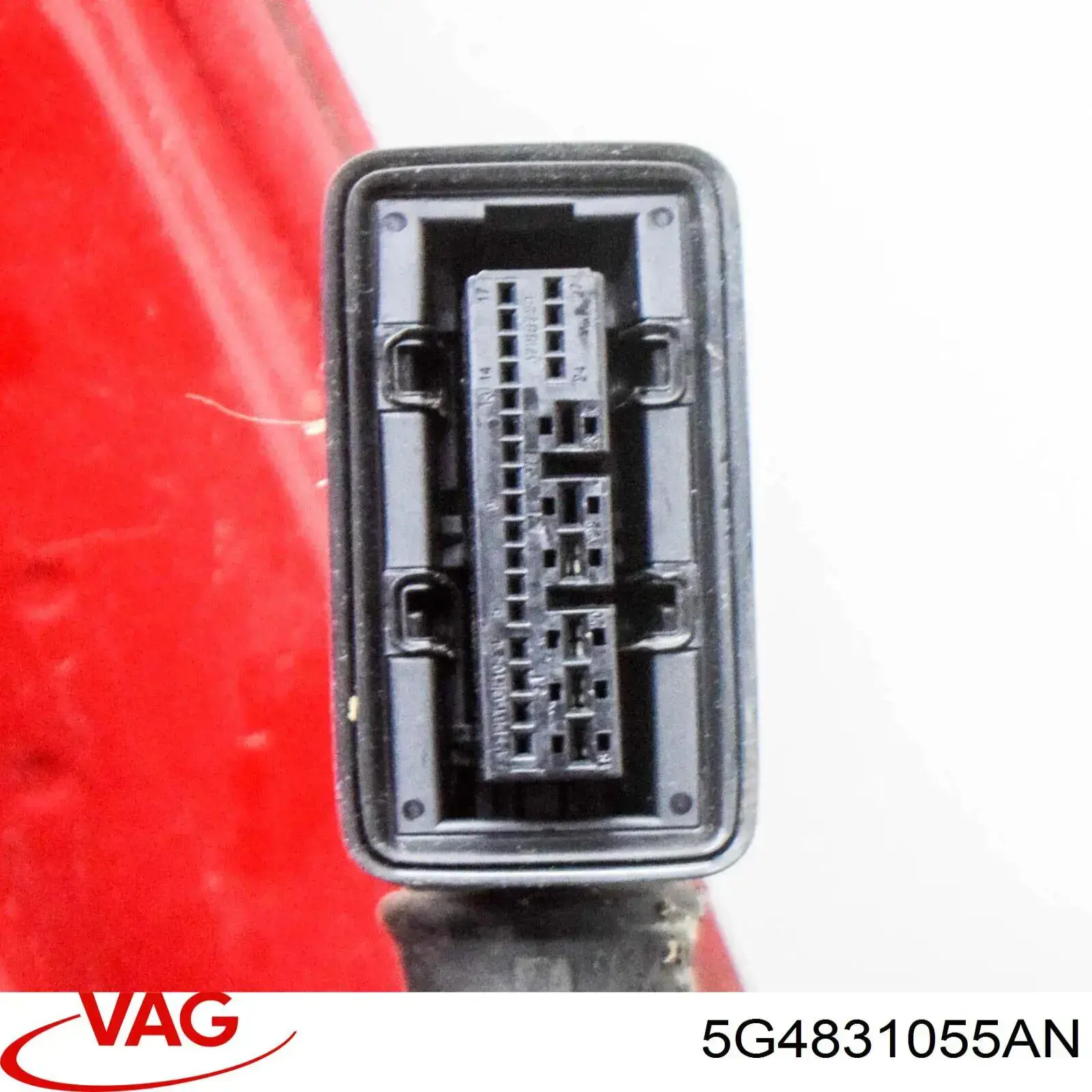 Дверь передняя левая 5G4831055AL VAG