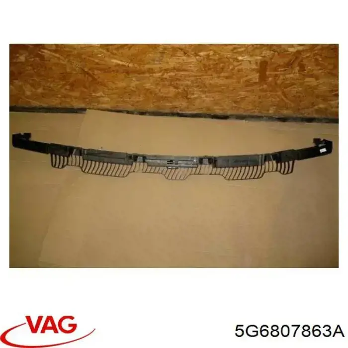 Кронштейн бампера заднего центральный VAG 5G6807863A цена, от 25.34 USD