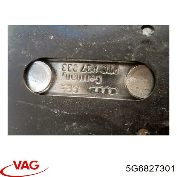 5G6827301 VAG Петля багажника