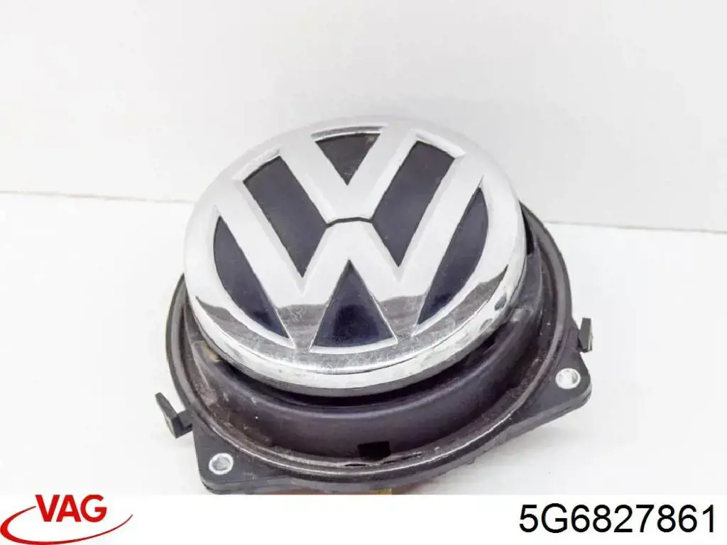 510827861A VAG шланг водяний