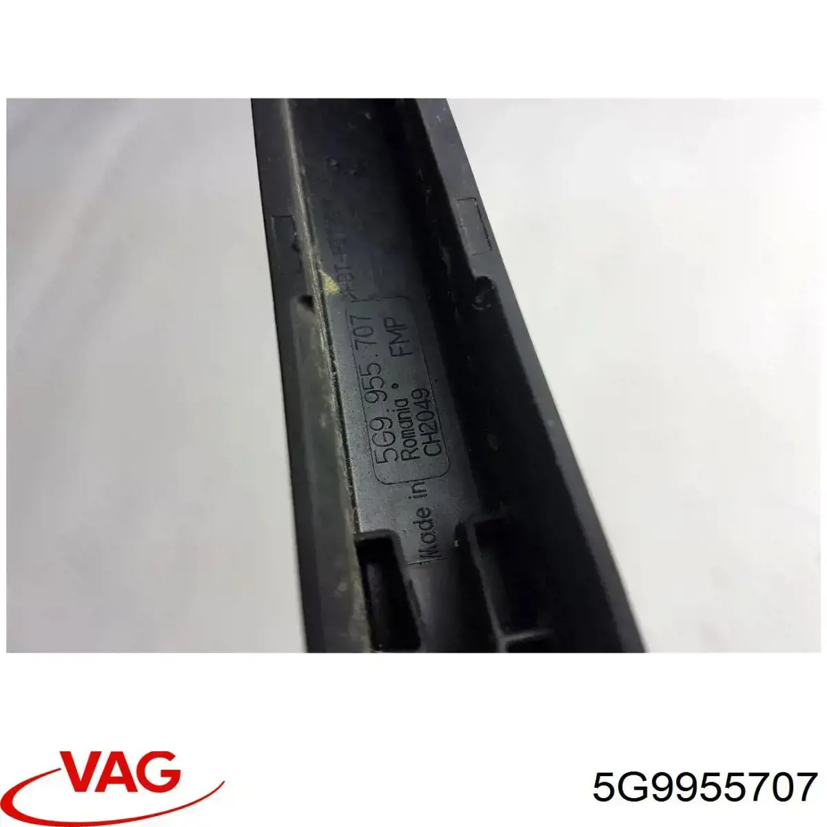 Купить 5G995570703C VAG Рычаг-поводок стеклоочистителя заднего стекла