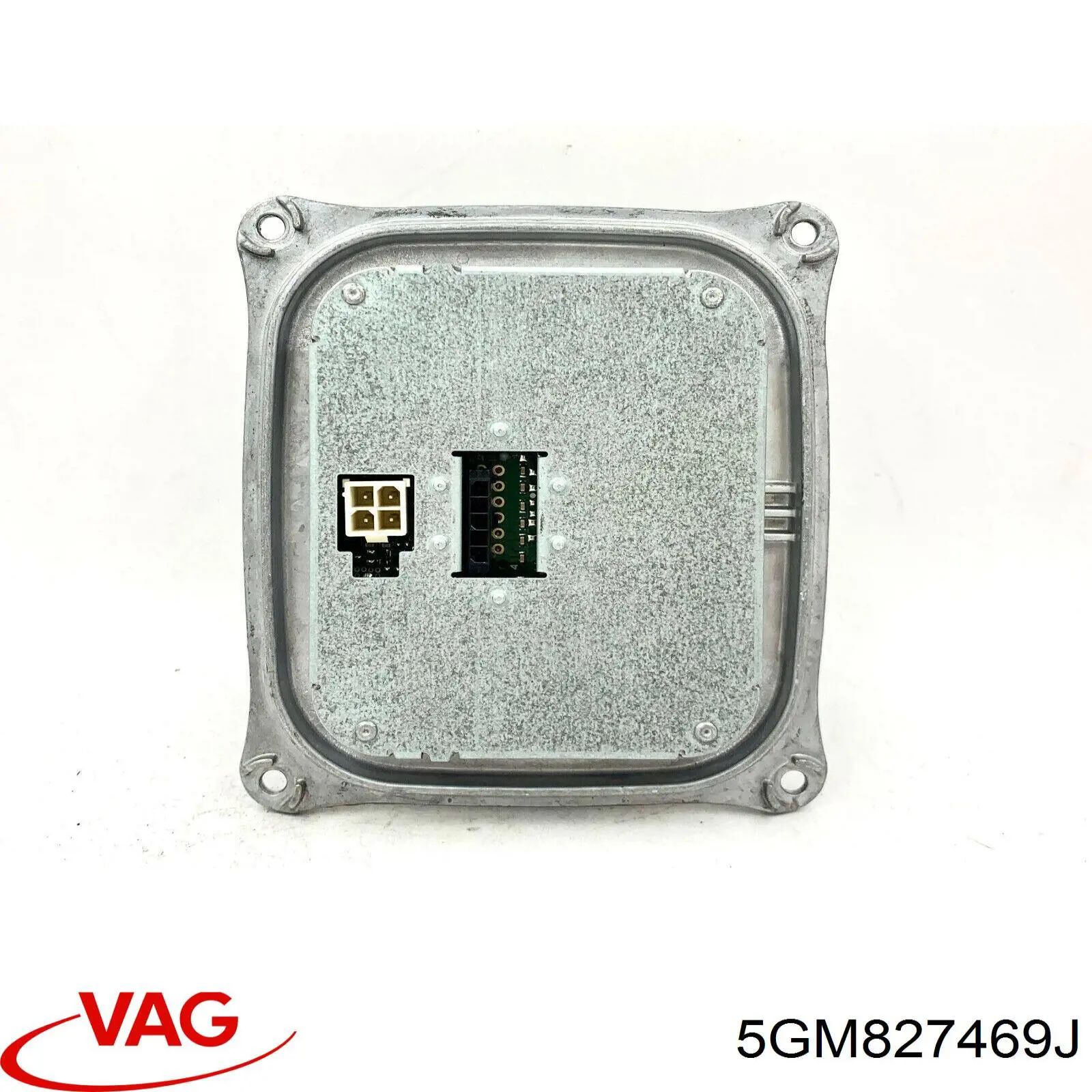 Кнопка привода замка крышки багажника (двери 3/5-й (ляды) VAG 5GM827469J цена, от 180.54 USD