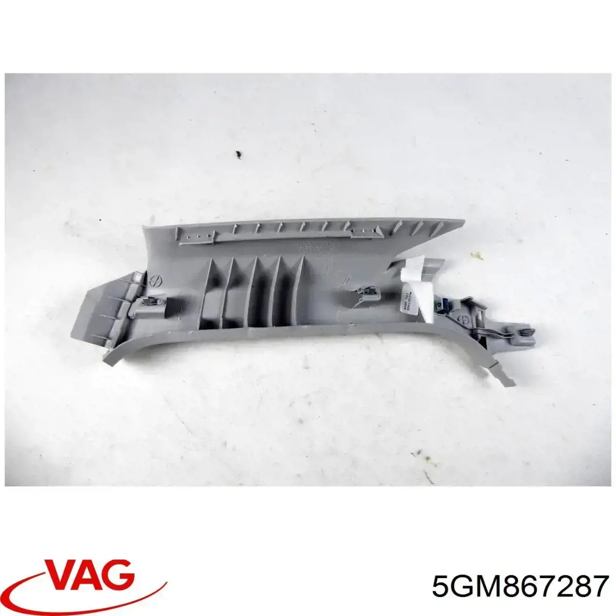 Обшивка стойки кузова внутренняя задняя левая 5GM867287 VAG