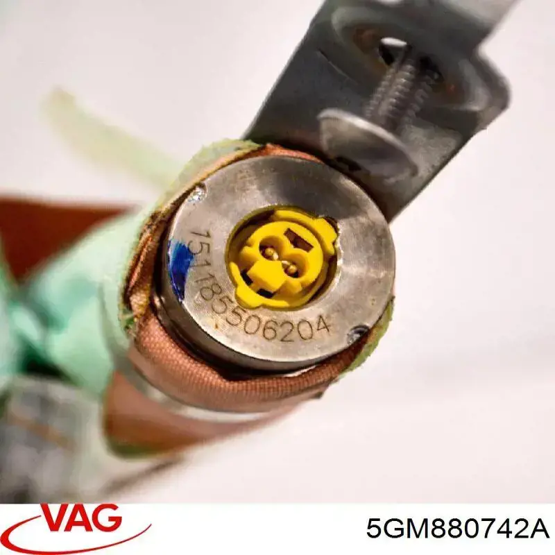 Шторка боковая правая VAG 5GM880742A цена, от 112.99 USD