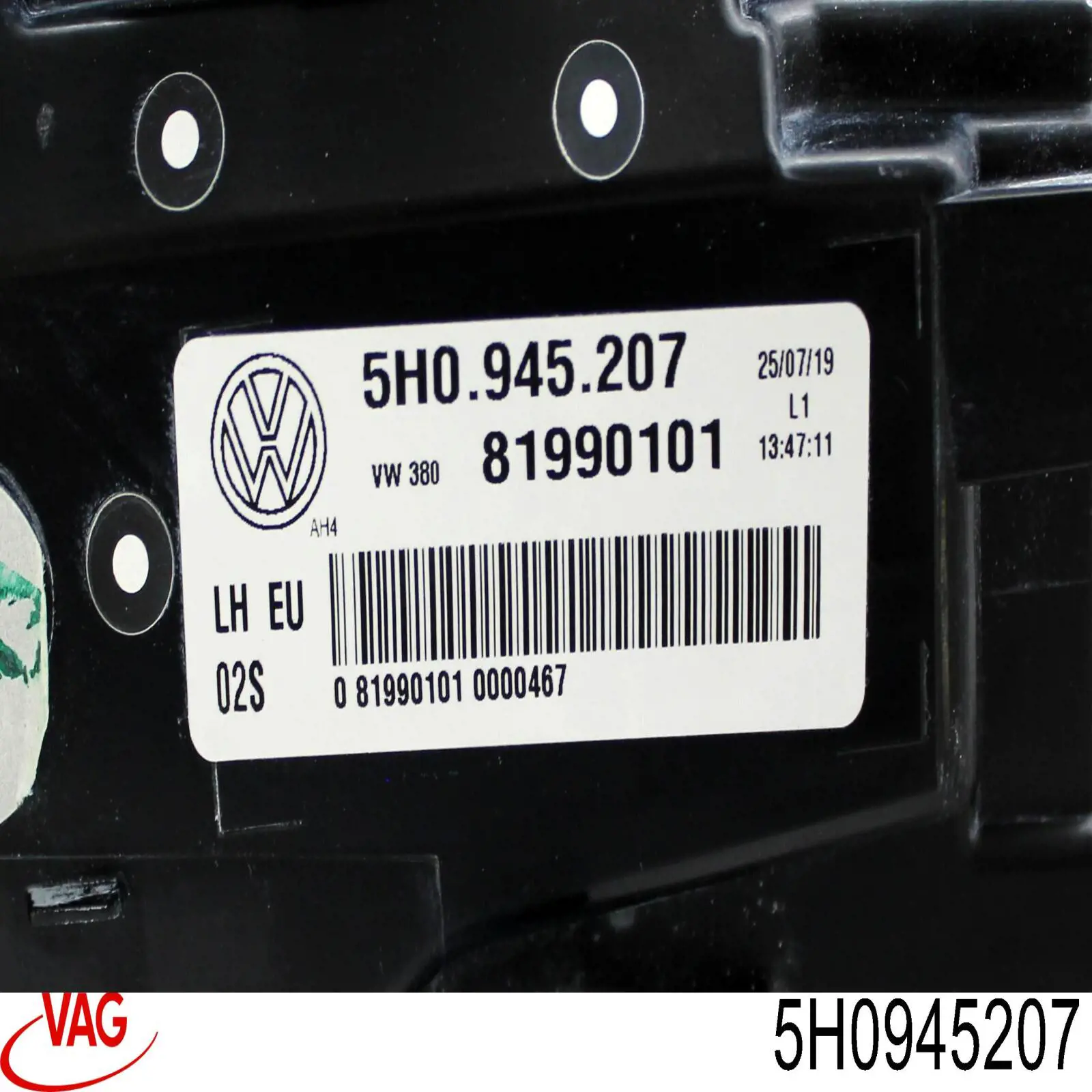 Задняя левая внешняя фара VAG 5H0945207 цена, от 158.01 USD