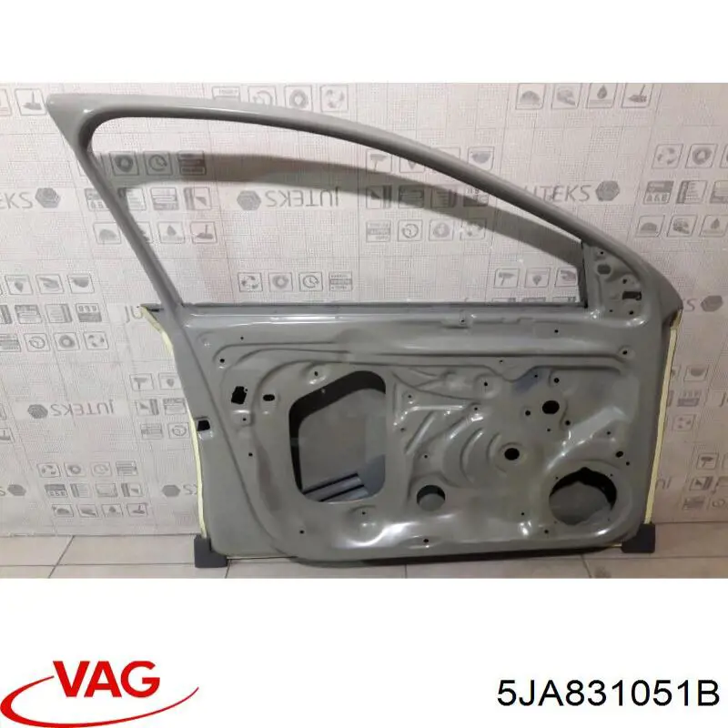 Передняя левая дверь VAG 5JA831051B цена, от 249.59 USD