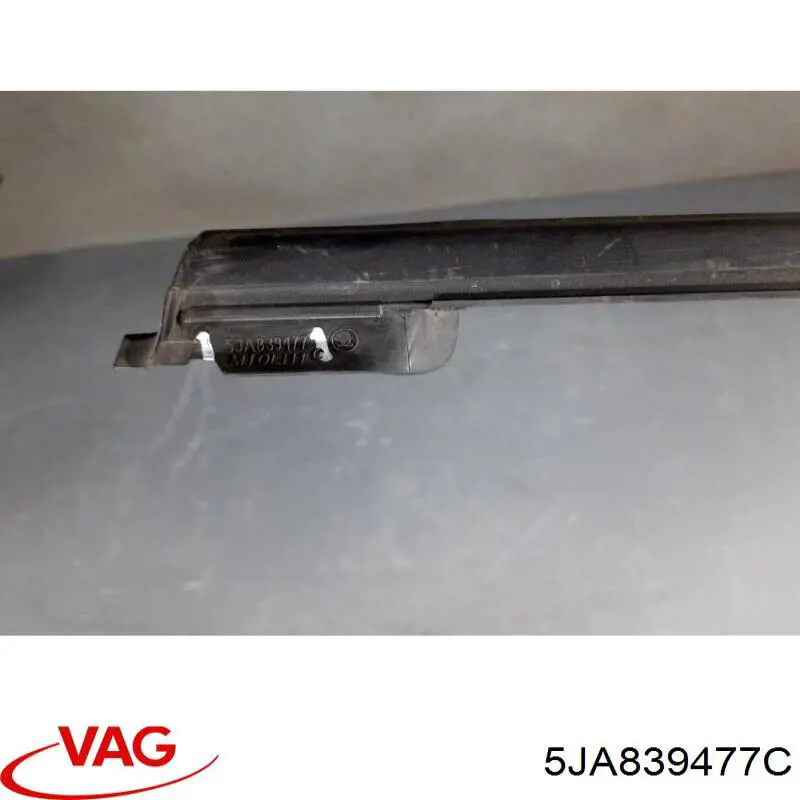 5JA839477C VAG 