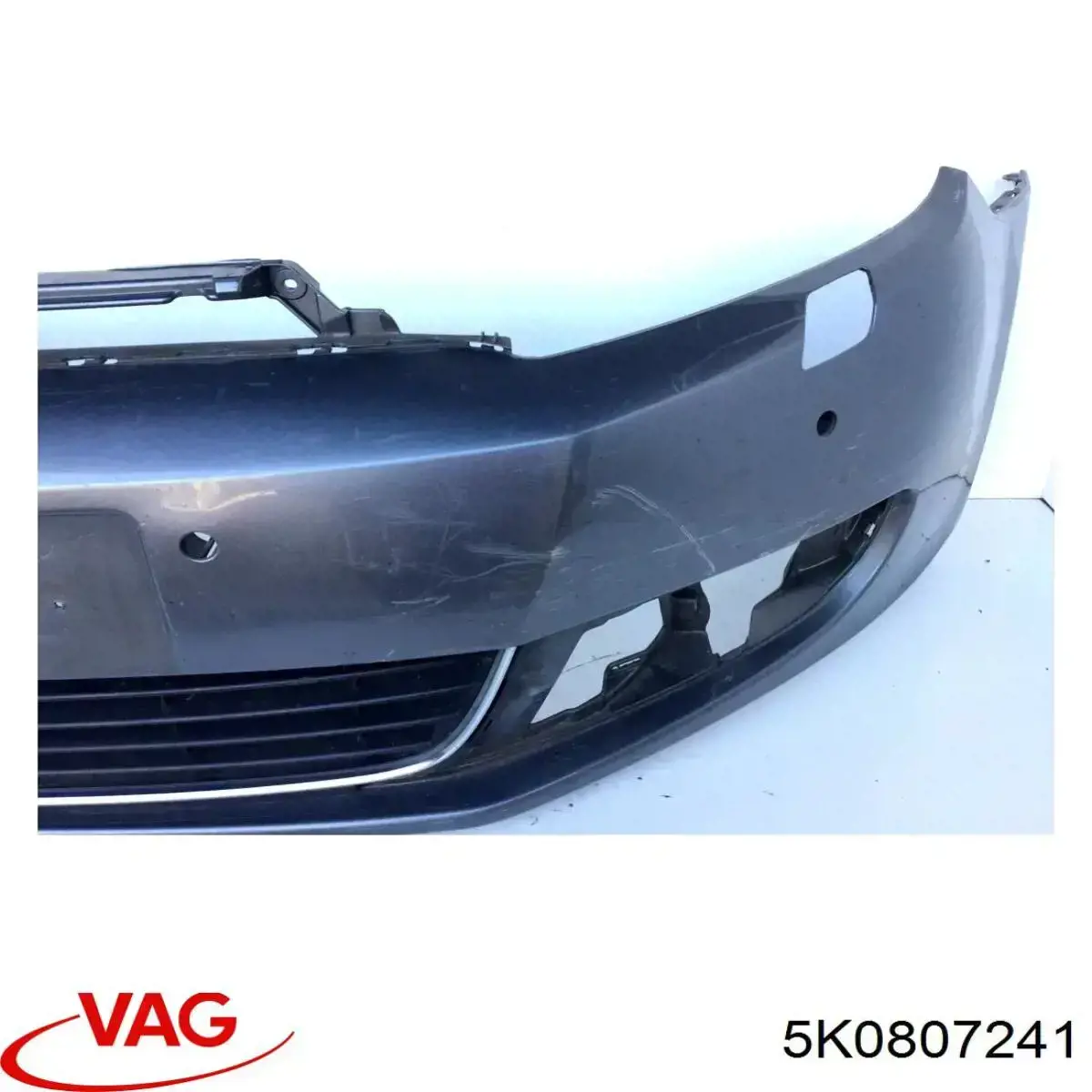 Купить 5K0807241 VAG Заглушка буксировочного крюка