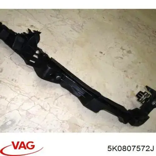 Купить 5K0807572J VAG Кронштейн (адаптер) крепления фары передней правой