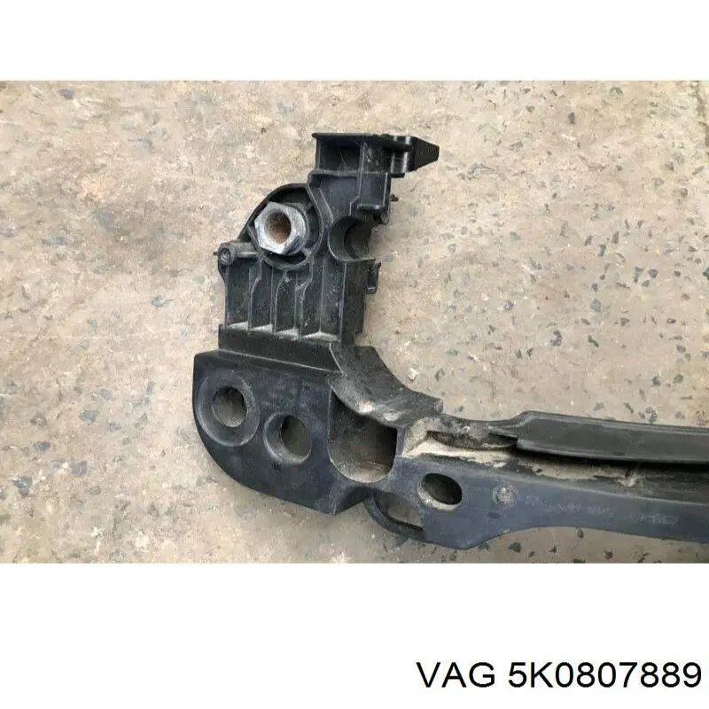 5K0807889 VAG 