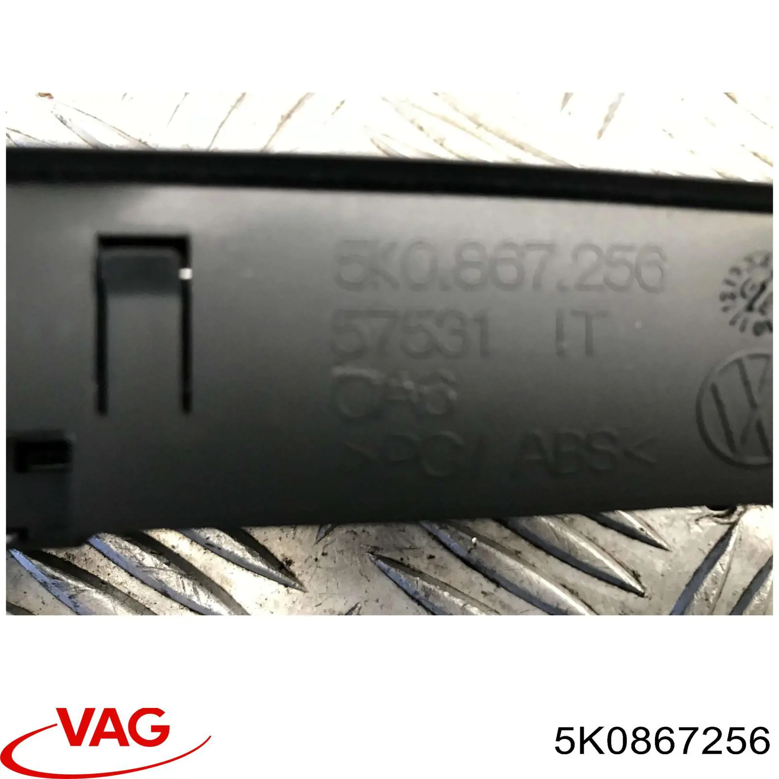  VAG 5K0867256