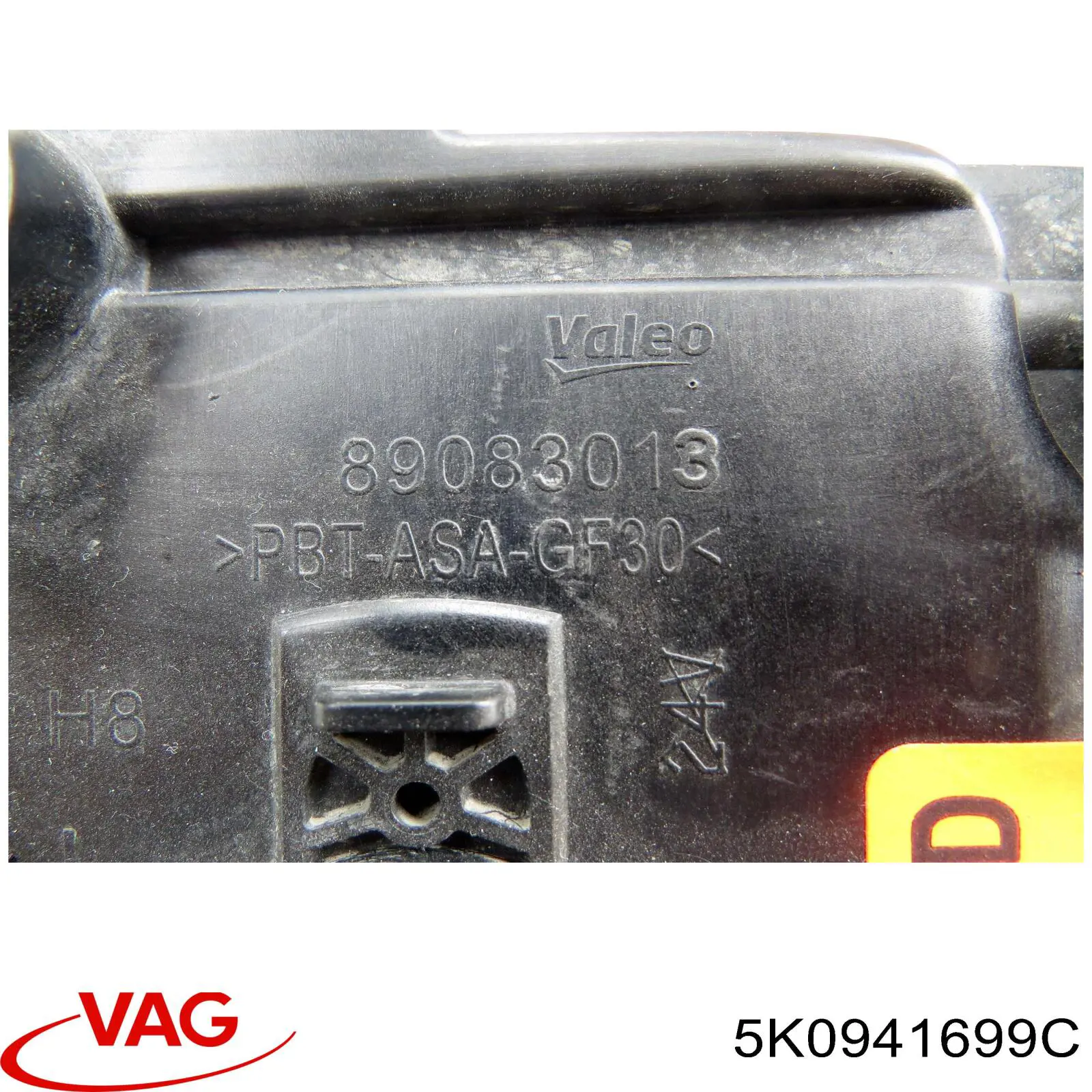 Фара противотуманная левая 5K0941699C VAG