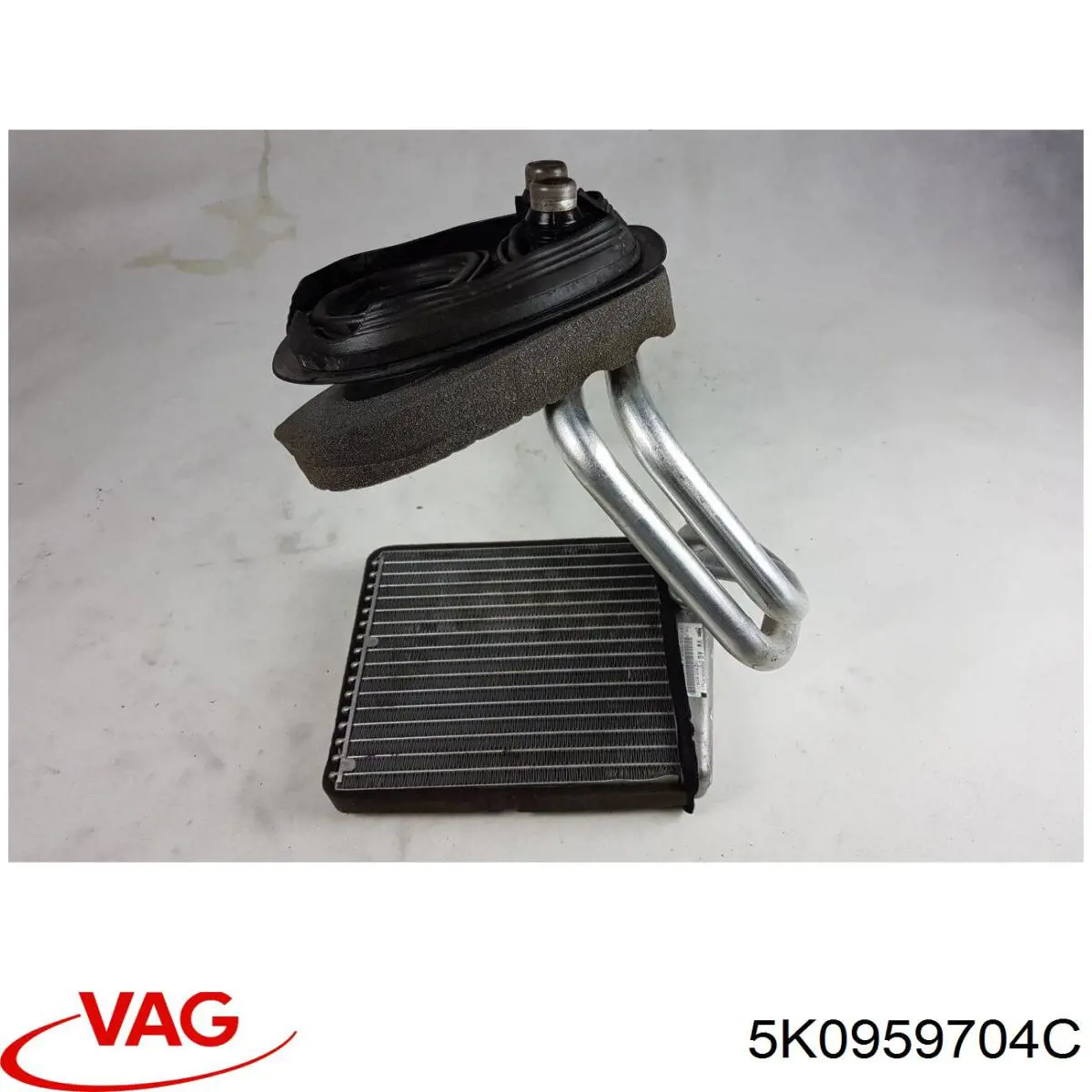 5K0959704C VAG Мотор стеклоподъемника двери задней, правой