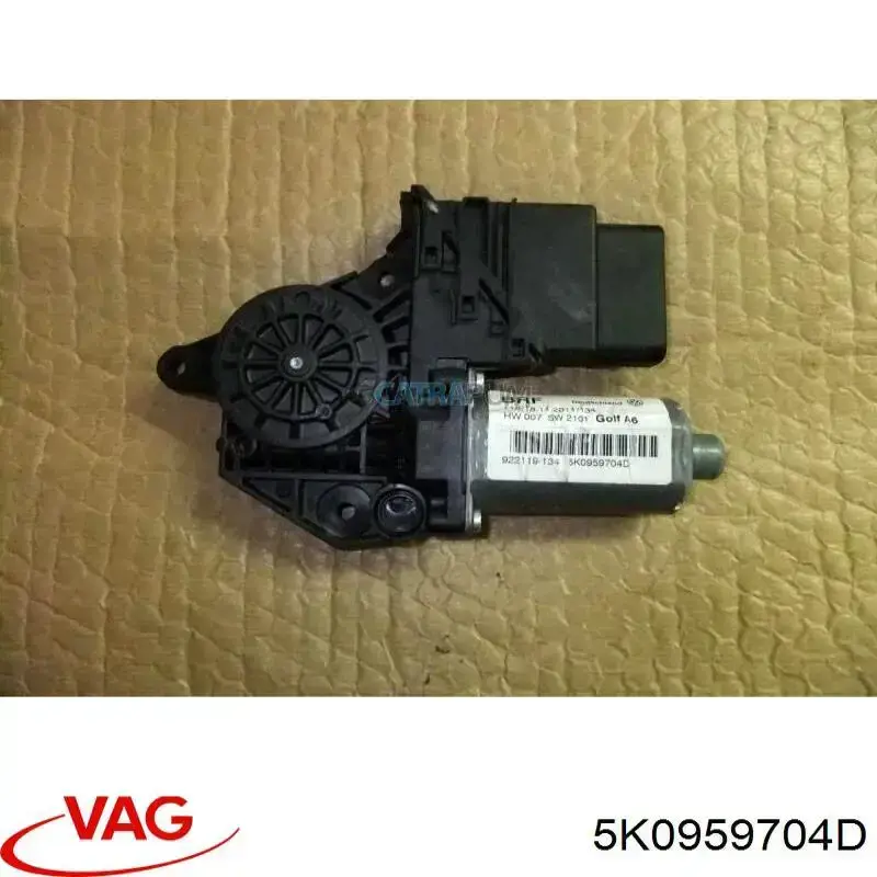 Купить 5K0959704D VAG Мотор стеклоподъемника двери задней правой