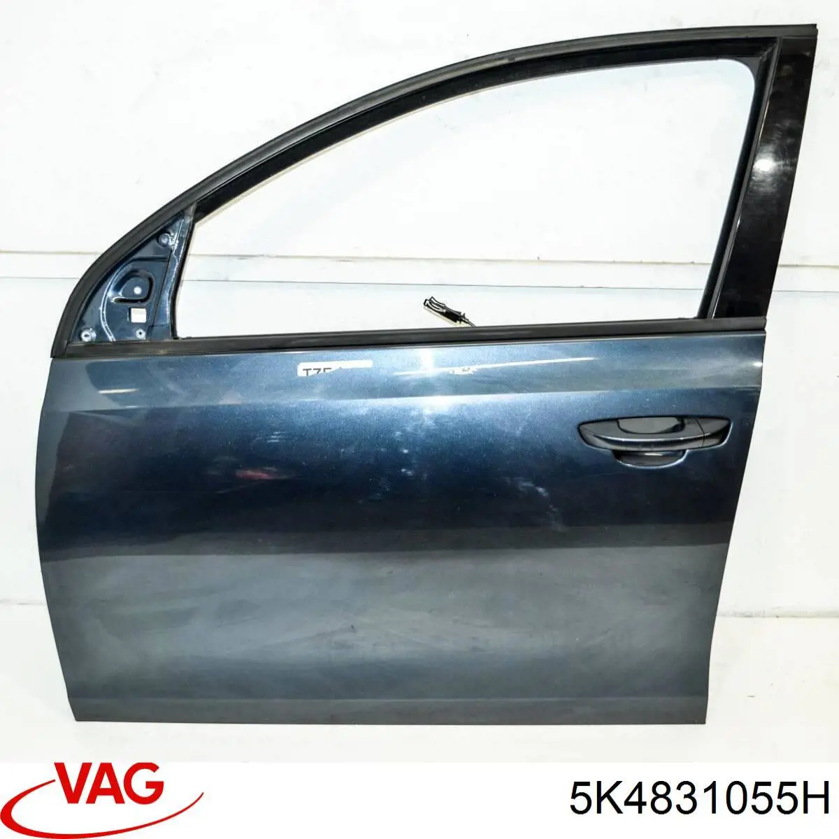 Передняя левая дверь Volkswagen Golf VI хэтчбек (5K1) (2008 - 2014) цена, от 258.62 USD