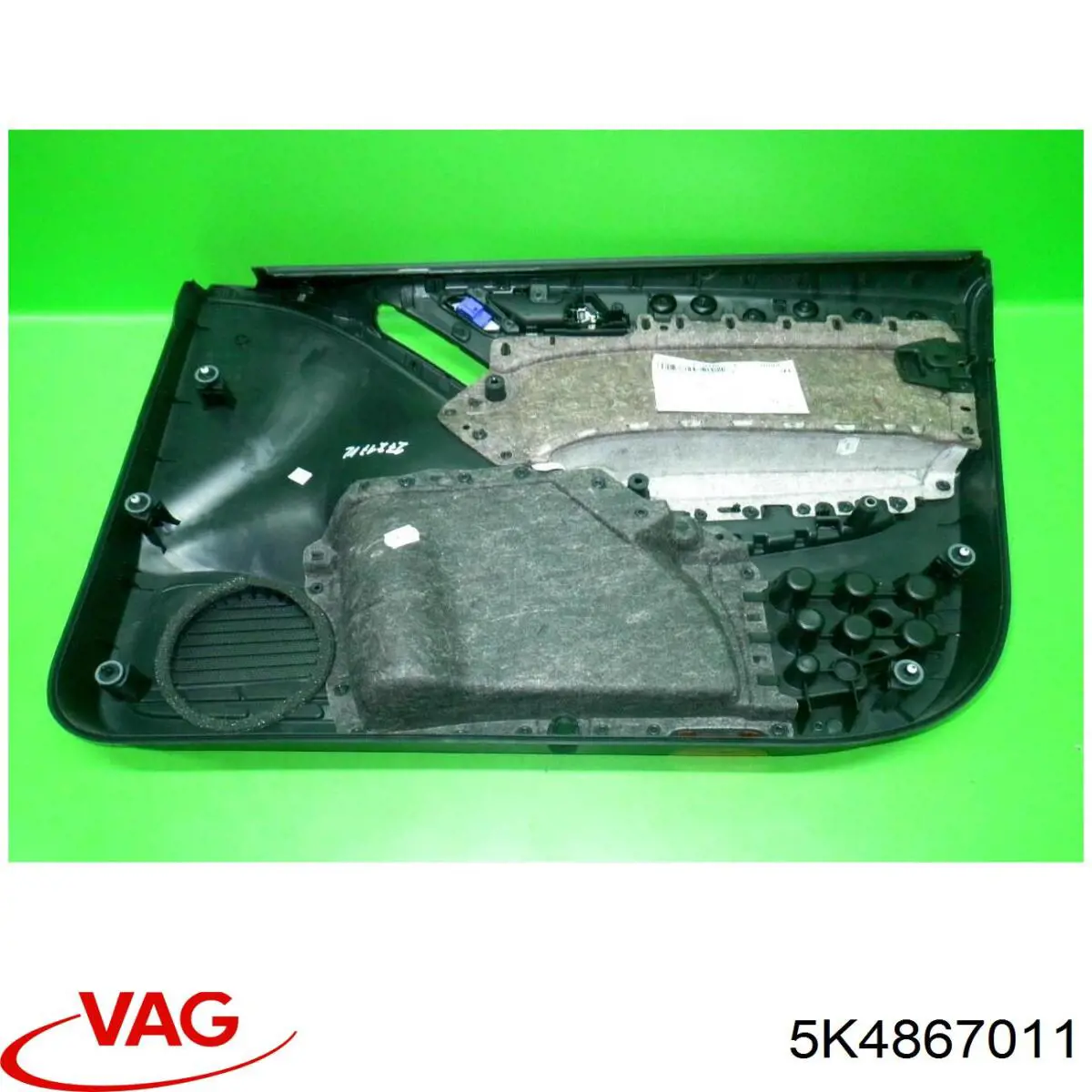 5K4867011 VAG Дверная карта передняя левая