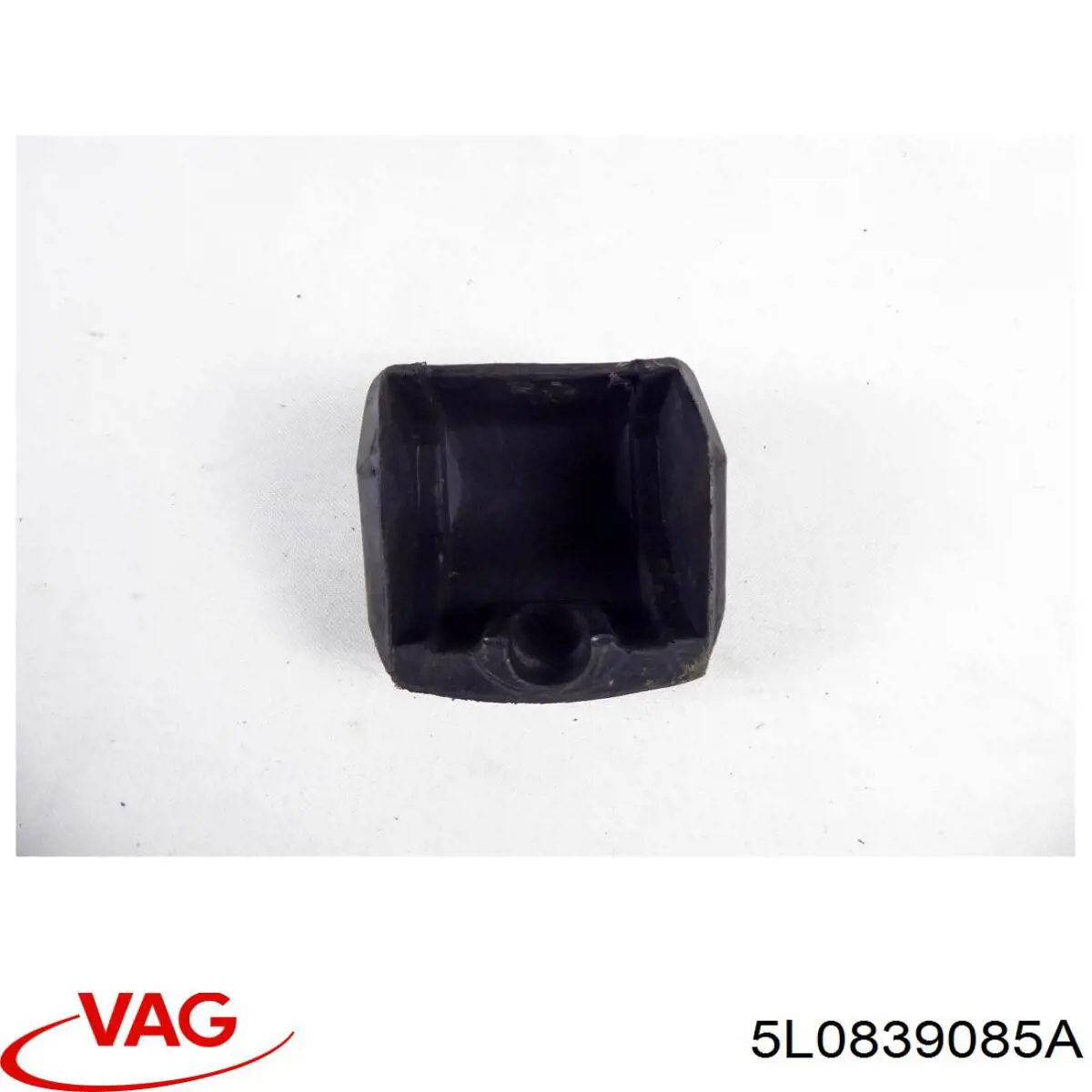 Трос (тяга) открывания замка двери задней 5L0839085A VAG